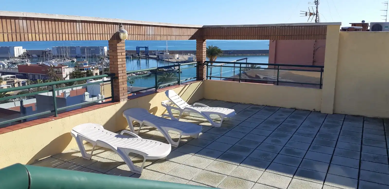 Terrace of Flat for rent in Benicarló  with Air Conditioner, Terrace and Furnished