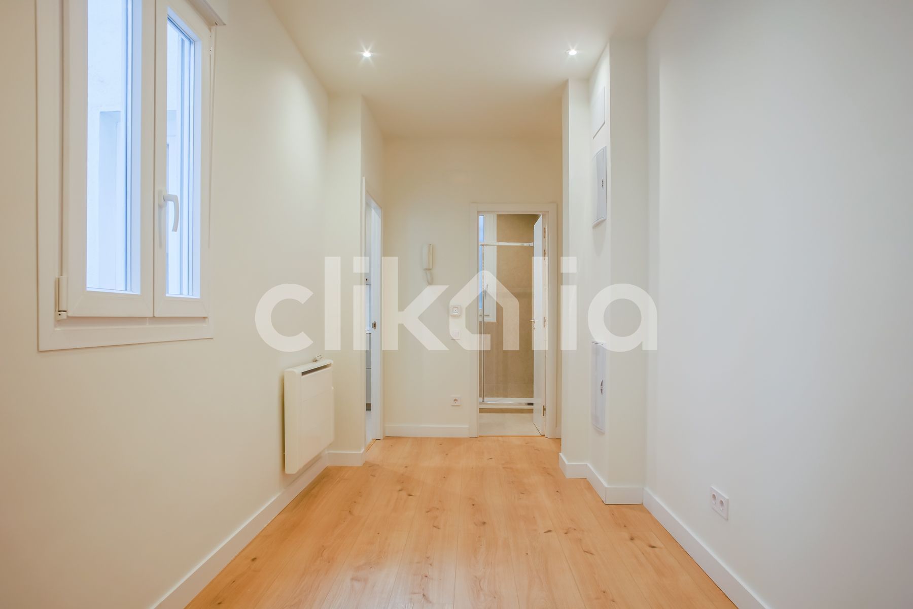 Flat for sale in  Madrid Capital  with Heating