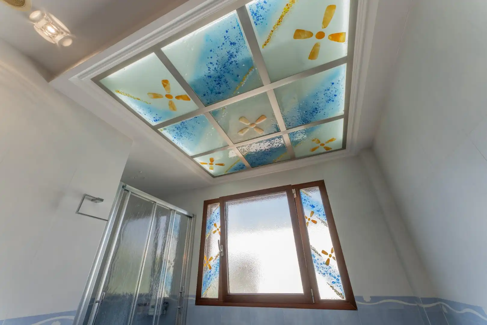 Bathroom of Houses for sale in Elche / Elx  with Air Conditioner, Heating and Private garden