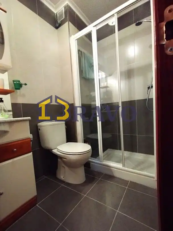 Baño de Casa adosada en venta en Medina de Pomar con Calefacción, Jardín privado y Terraza