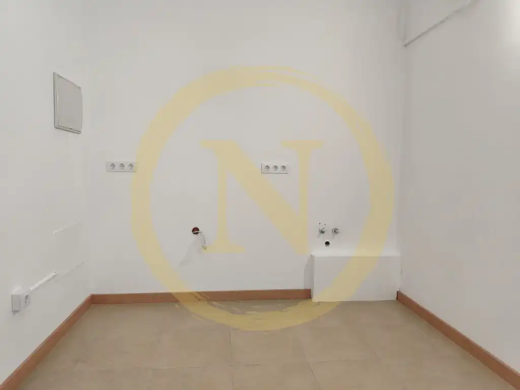 Gewerbefläche zum Verkauf in Calle Segre, imagen 15