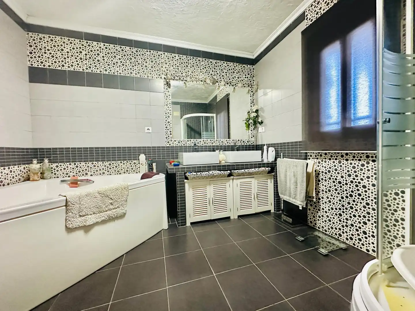 Bathroom of Houses for sale in Mérida  with Storage room, Swimming Pool and Community pool
