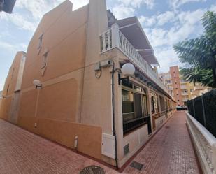 Exterior view of Single-family semi-detached for sale in Torrevieja  with Air Conditioner and Terrace