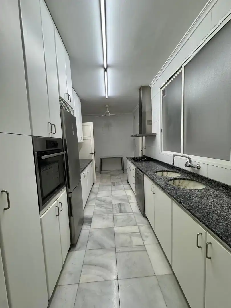 Wohnung mit Aufzug zur Miete in Marqués del Turia, imagen 8