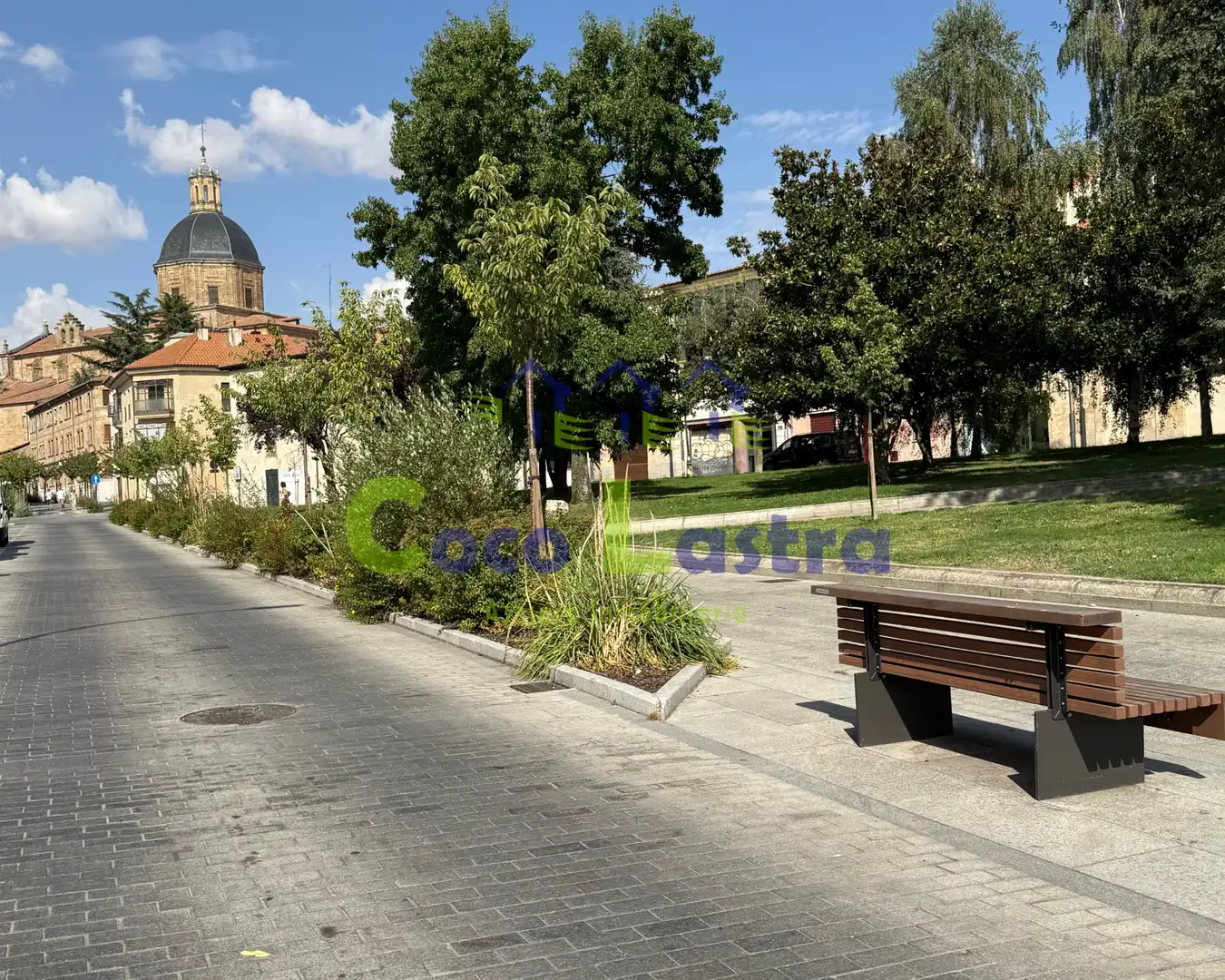 Außenansicht von Wohnung zur Miete in Salamanca mit Heizung, Privatgarten und Parkett