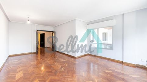 Photo 3 of Flat for rent in De Galicia, Plaza de América, Oviedo