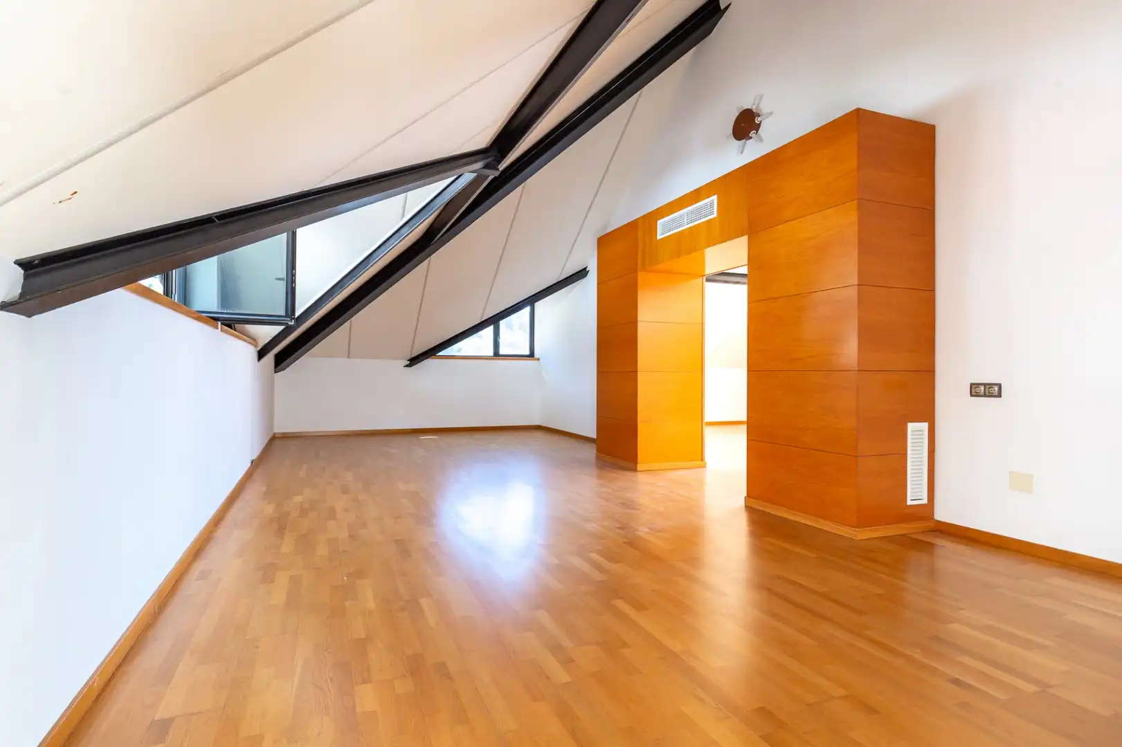 Casa o chalet en venta en Vallirana con Calefacción, Terraza y Balcón