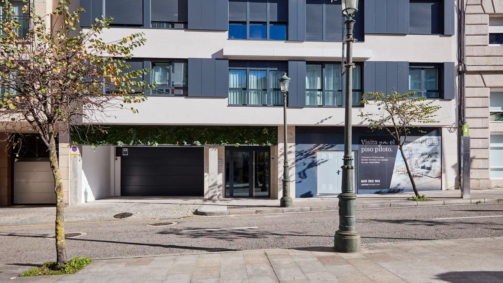 Außenansicht von Büro zum Verkauf in Vigo  mit Klimaanlage, Heizung und Möbliert