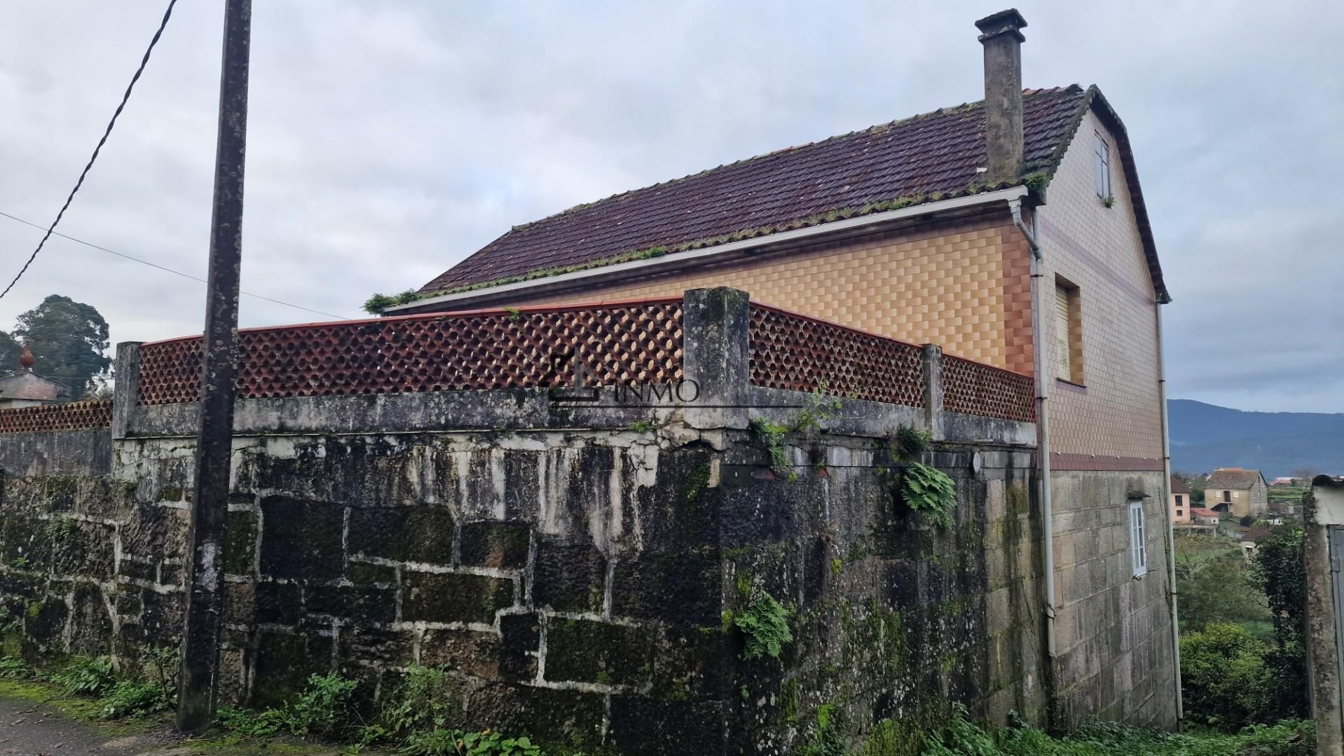 Vista exterior de Casa o xalet en venda en Soutomaior amb Jardí privat