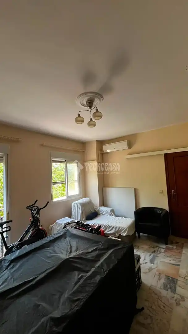 Schlafzimmer von Wohnung zum Verkauf in Alcalá de Guadaira mit Klimaanlage, Möbliert und Alarm