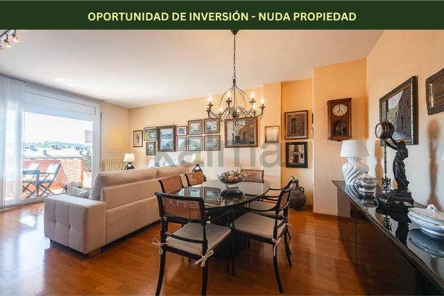 Dúplex en Venta en Carrer Dolors Monserdà i Vidal en Mas Duran