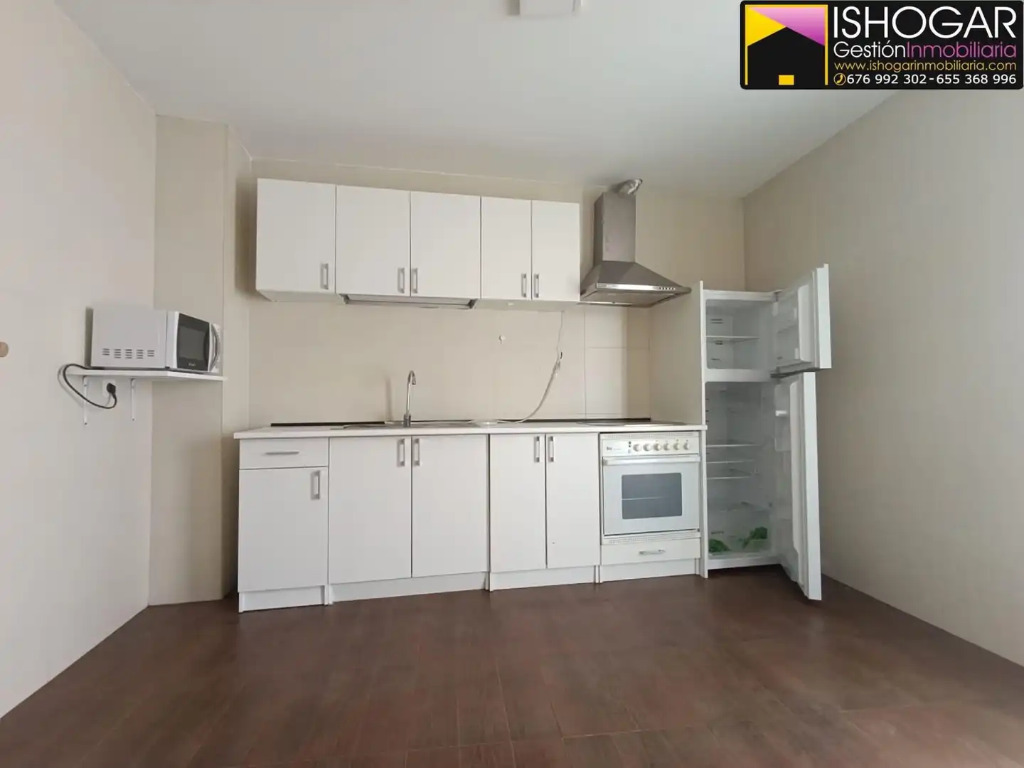 Cocina de Piso de alquiler en Valdepeñas con Aire acondicionado, Calefacción y Amueblado