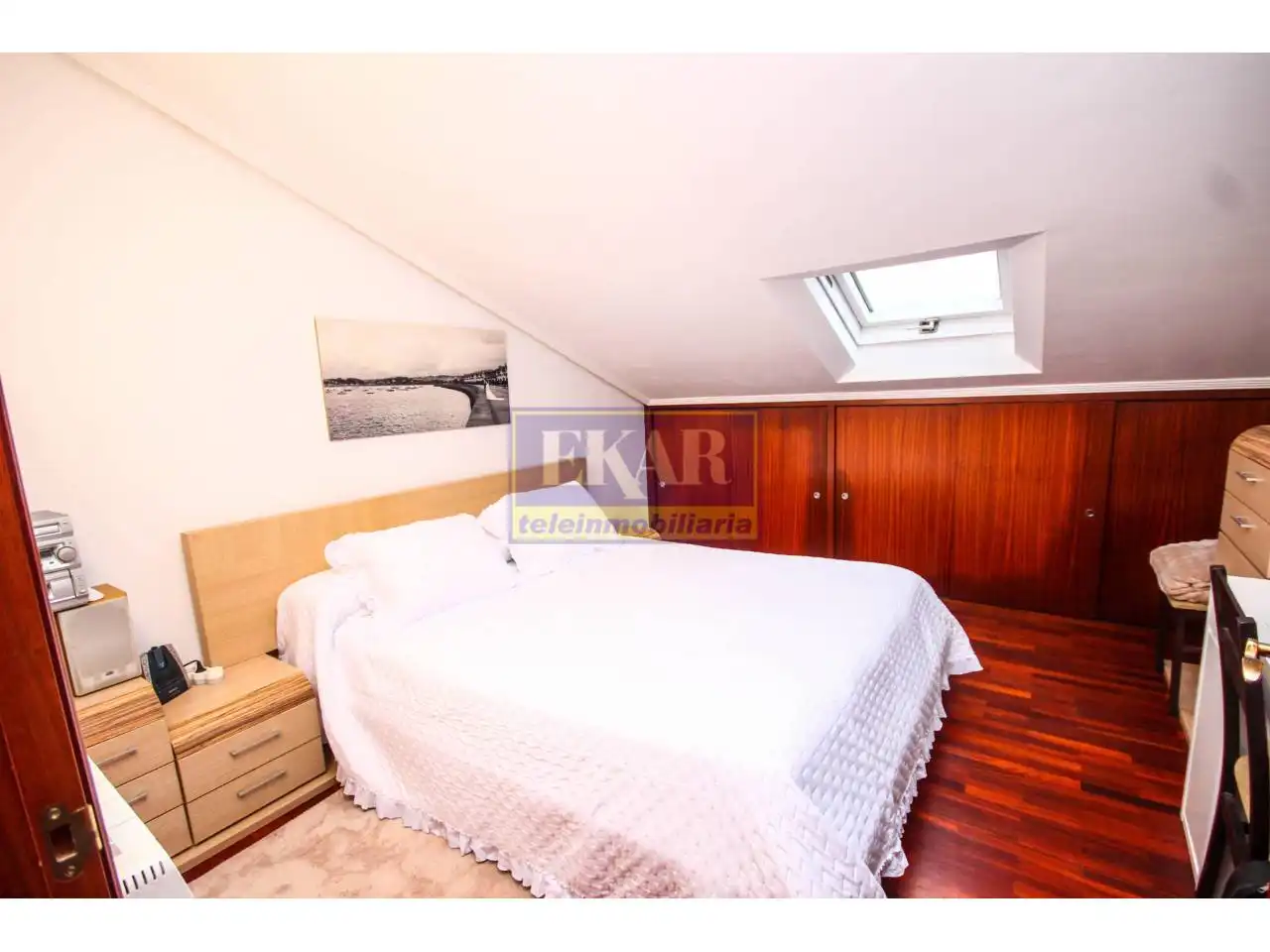 Habitación de Dúplex en venta en Irun  con Calefacción y Balcón