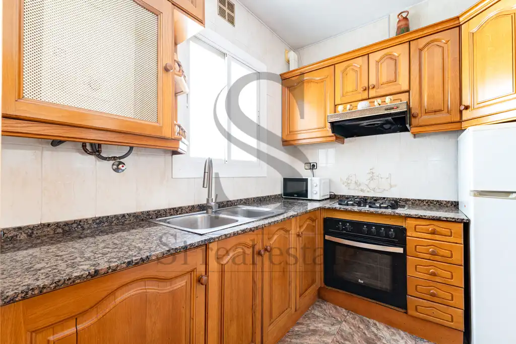 Cocina de Ático en venta en Barcelona con Terraza y Horno