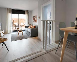 Dormitori de Apartament de lloguer en L'Hospitalet de Llobregat amb Aire condicionat, Calefacció i Moblat