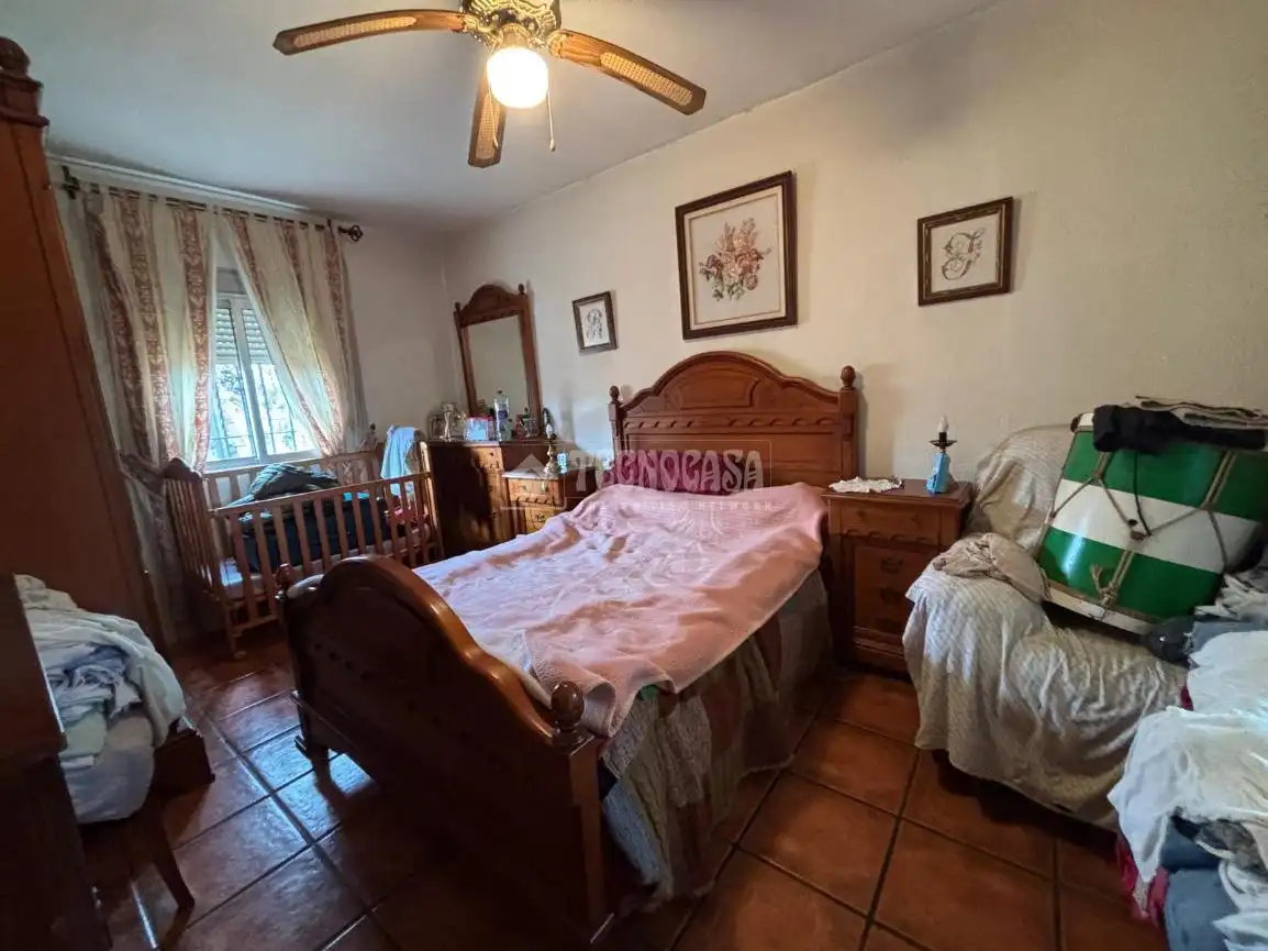 Habitación de Finca rústica en venta en Córdoba con Aire acondicionado y Amueblado