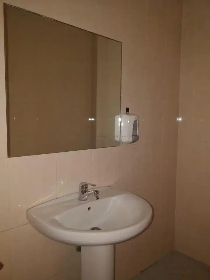 Badezimmer von Geschaftsraum zur Miete in Ourense Capital  mit Klimaanlage
