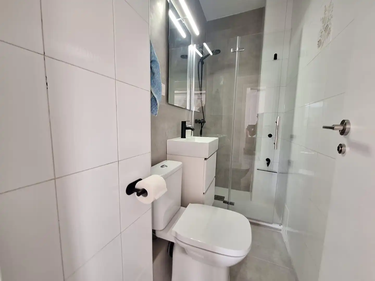 Flat with terrace to rent in Calle Calle Mirasierra, imagen 15