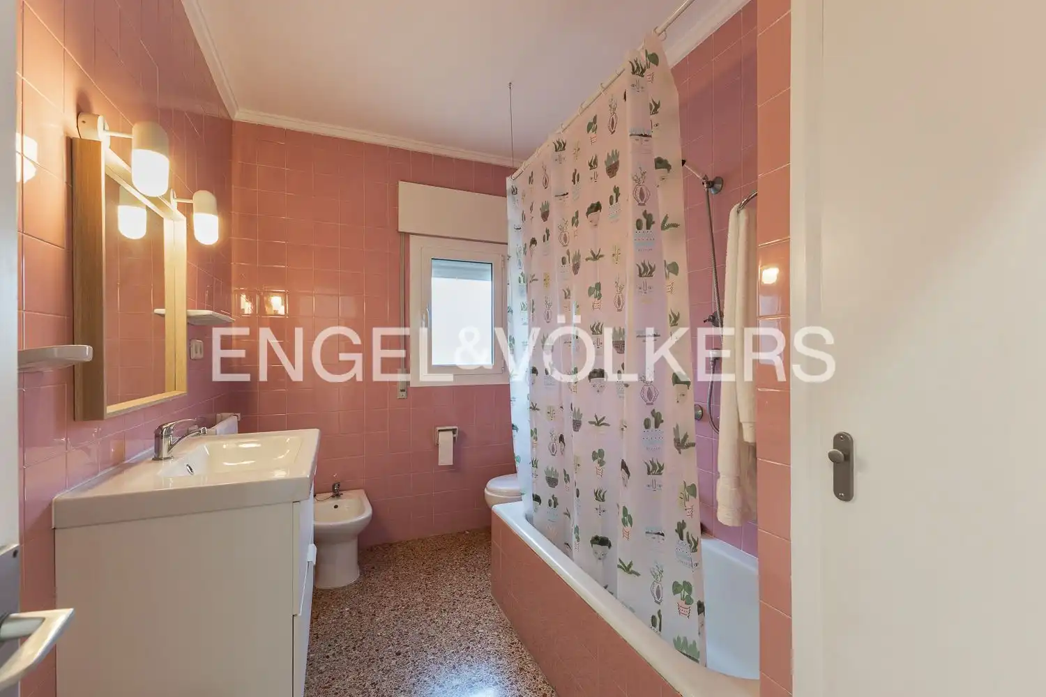 Baño de Casa o chalet en venta en Paterna con Calefacción, Jardín privado y Terraza
