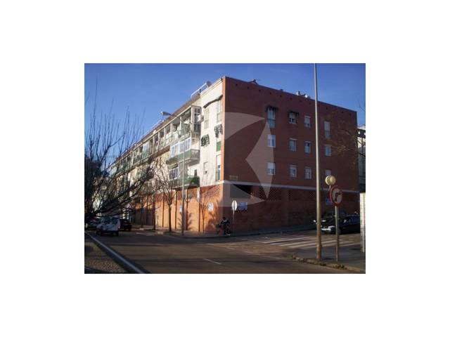 Local comercial en Venta en N/A en Carretera de Sevilla - Los Montitos