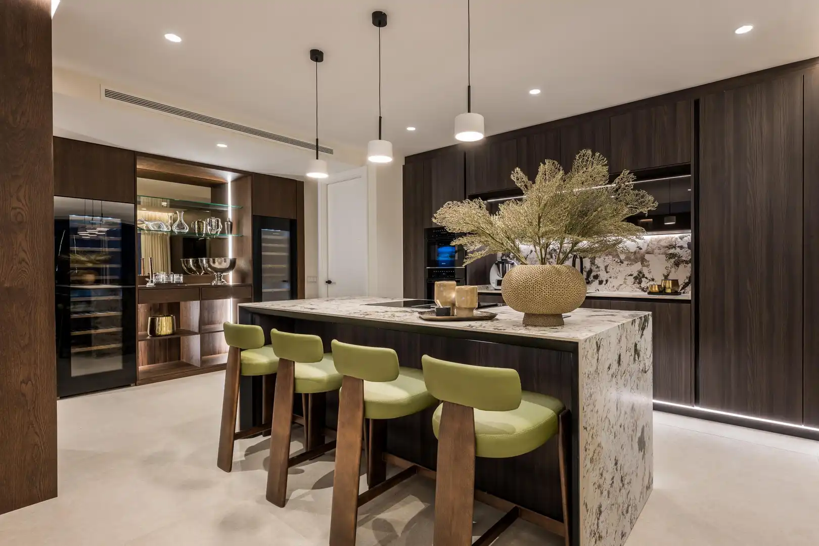 Kitchen of Apartments for sale in Marbella  with Air Conditioner, Heating and Alarm