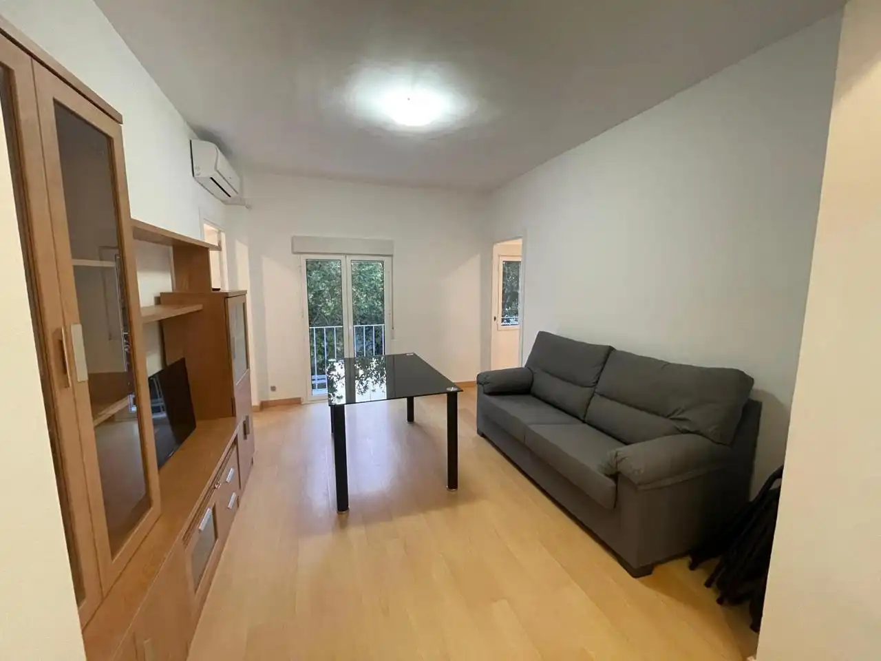 Sala de estar de Piso de alquiler en Sevilla con Aire acondicionado, Amueblado y Balcón
