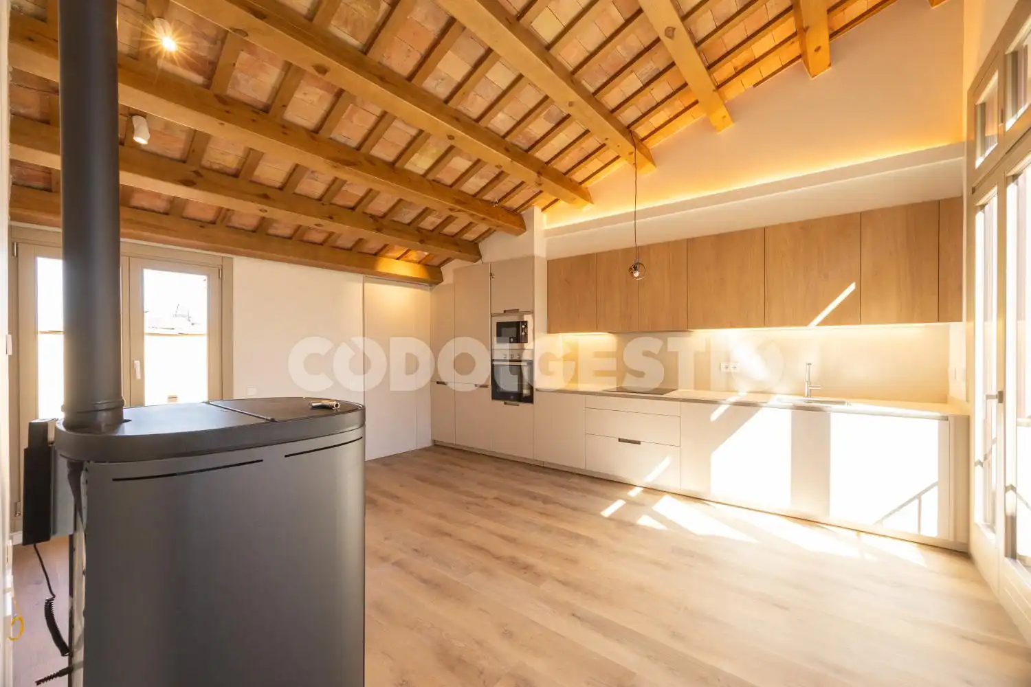 Flat for rent in Escales, Centre