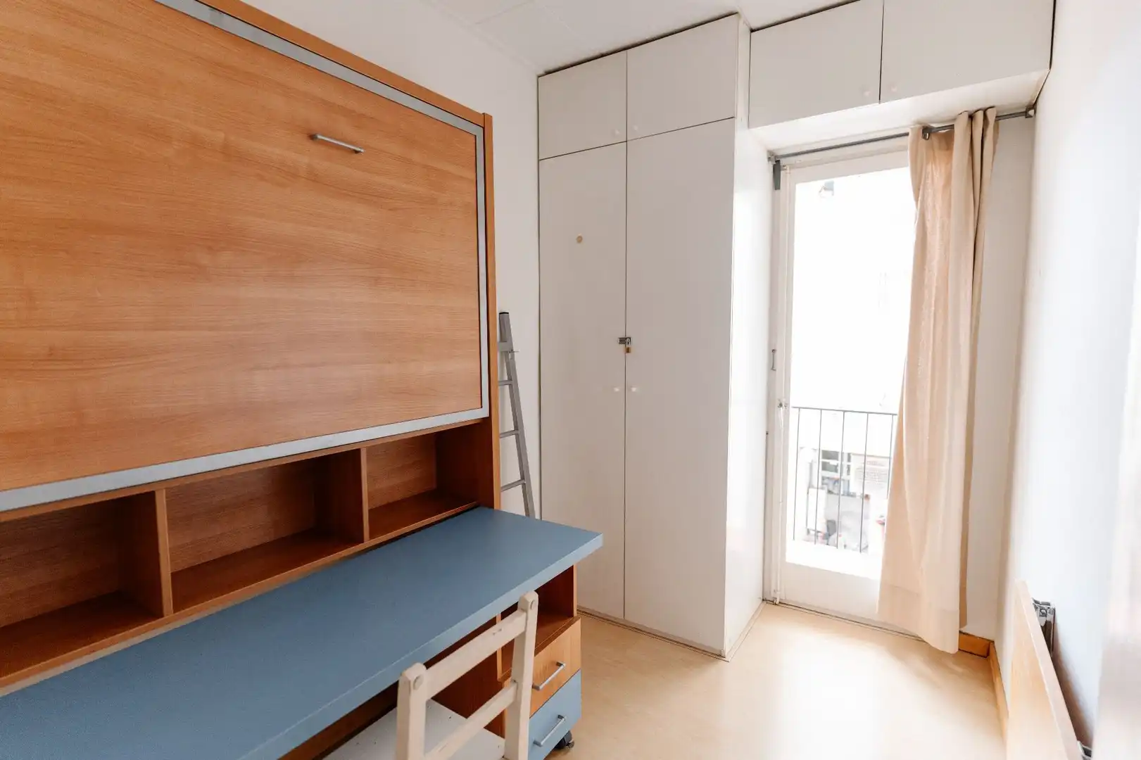 Schlafzimmer von Dachboden zur Miete in Barcelona mit Klimaanlage und Möbliert
