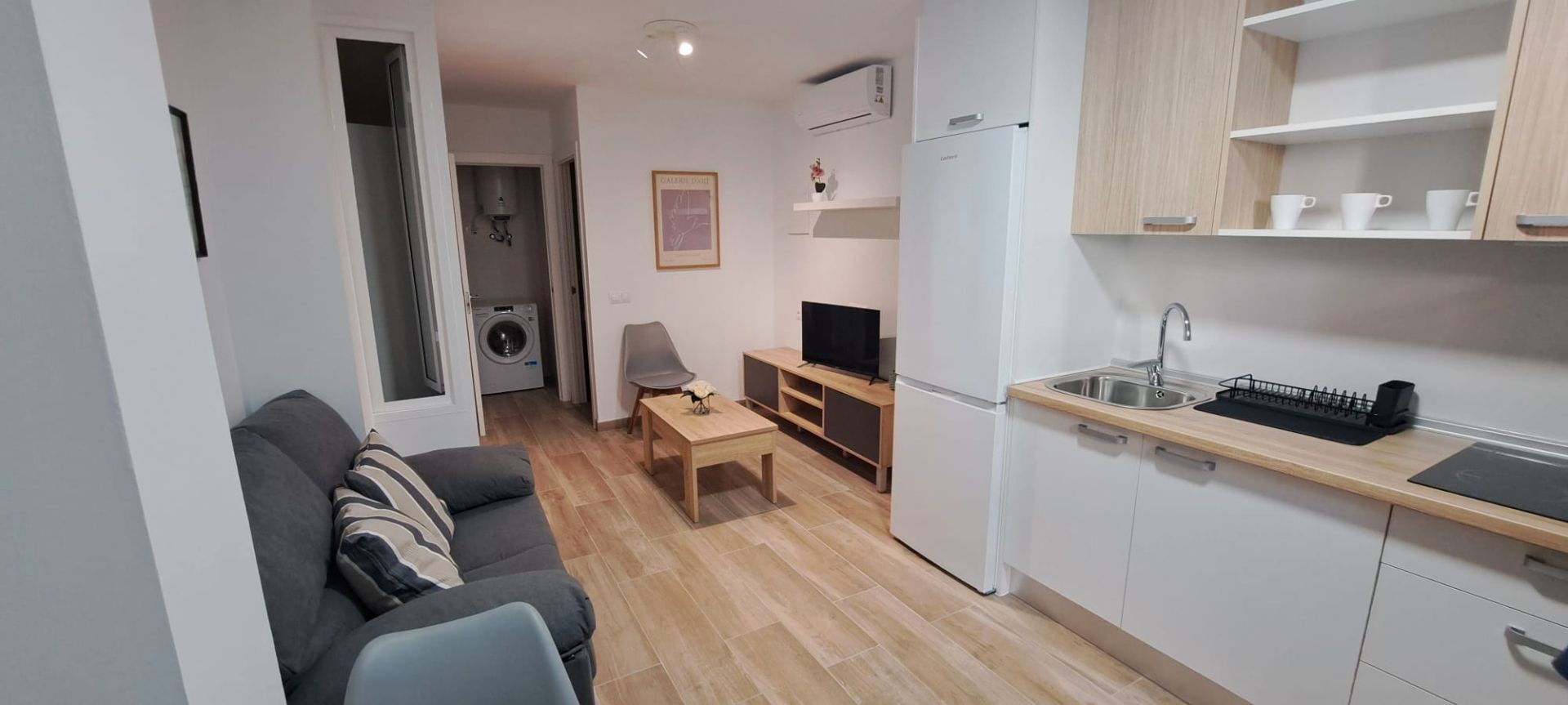 Living room of Apartment to rent in Málaga Capital  with Air Conditioner, Furnished and Washing machine