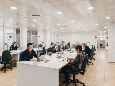 Oficina amb ascensor de lloguer a Roquetas de Mar ciudad