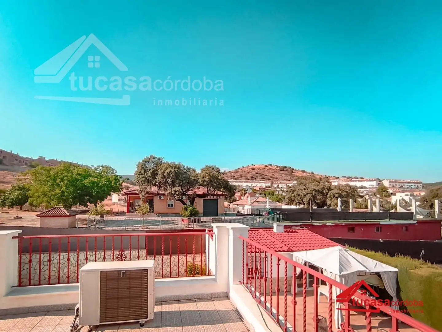 Exterior view of Houses for sale in Córdoba  with Air Conditioner, Terrace and Storage room