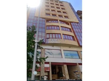 Oficina amb ascensor en venda a Centro