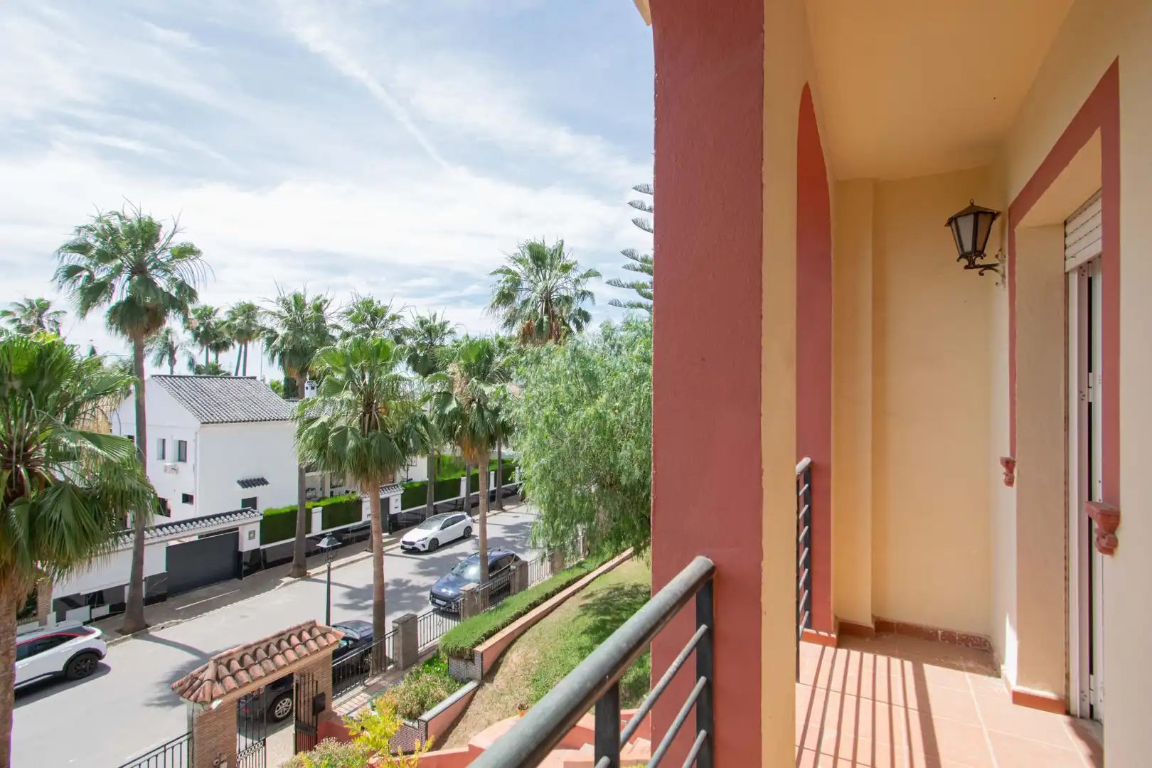 Terrassa de Casa o xalet en venda en Alcalá de Guadaira amb Aire condicionat, Calefacció i Jardí privat
