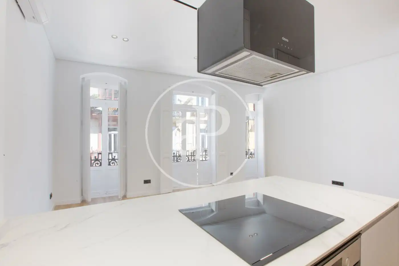 Cocina de Piso de alquiler en Valencia con Aire acondicionado y Balcón