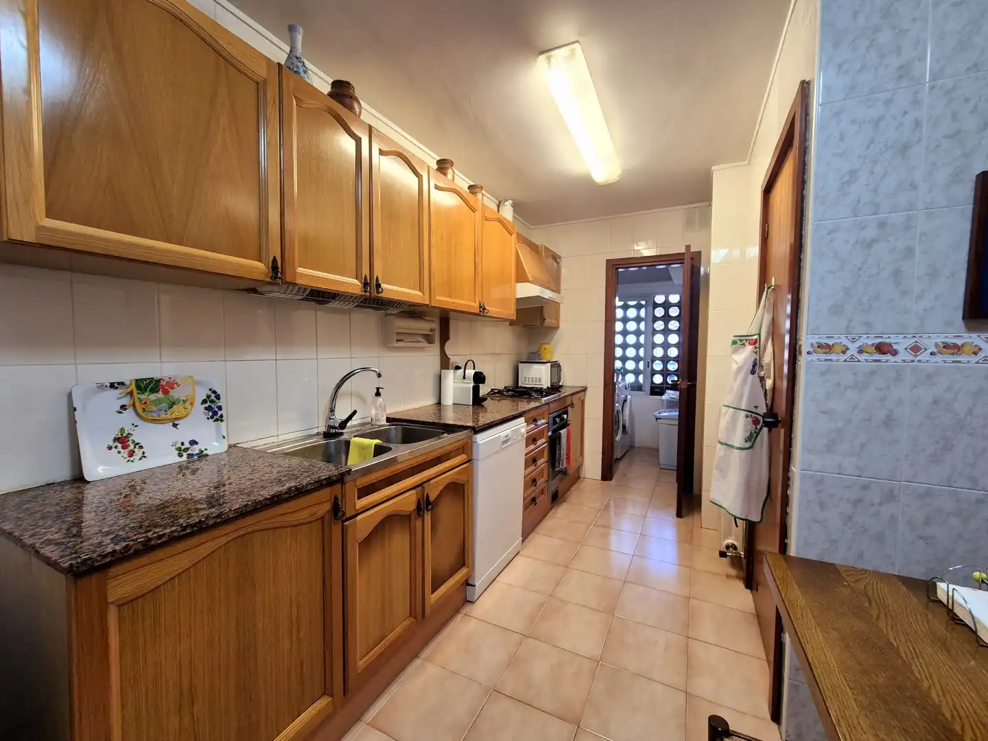 Cocina de Casa adosada en venta en Calonge i Sant Antoni con Calefacción, Terraza y Trastero