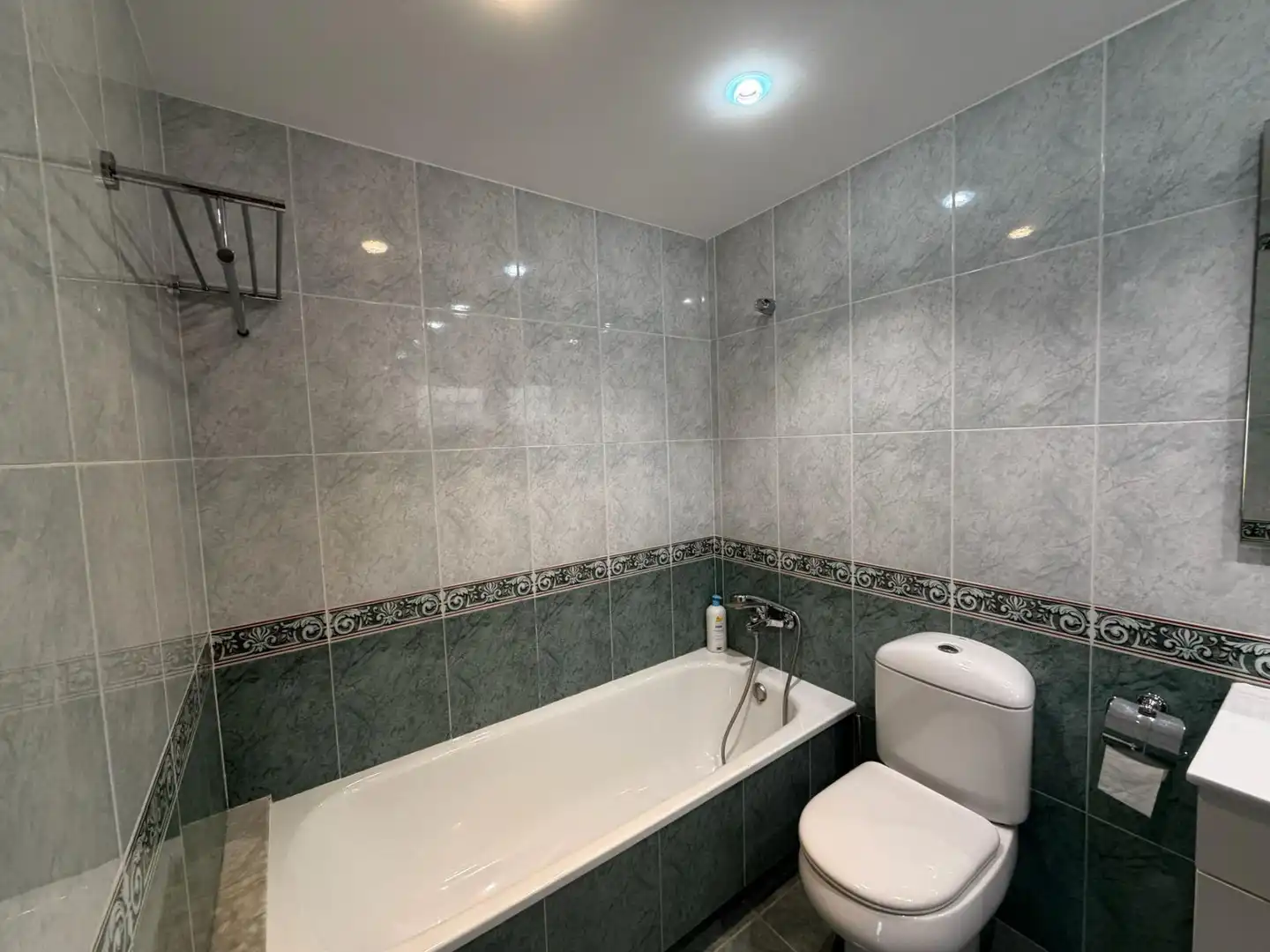 Bany de Apartament de lloguer en Albalat dels Sorells amb Aire condicionat, Calefacció i Terrassa