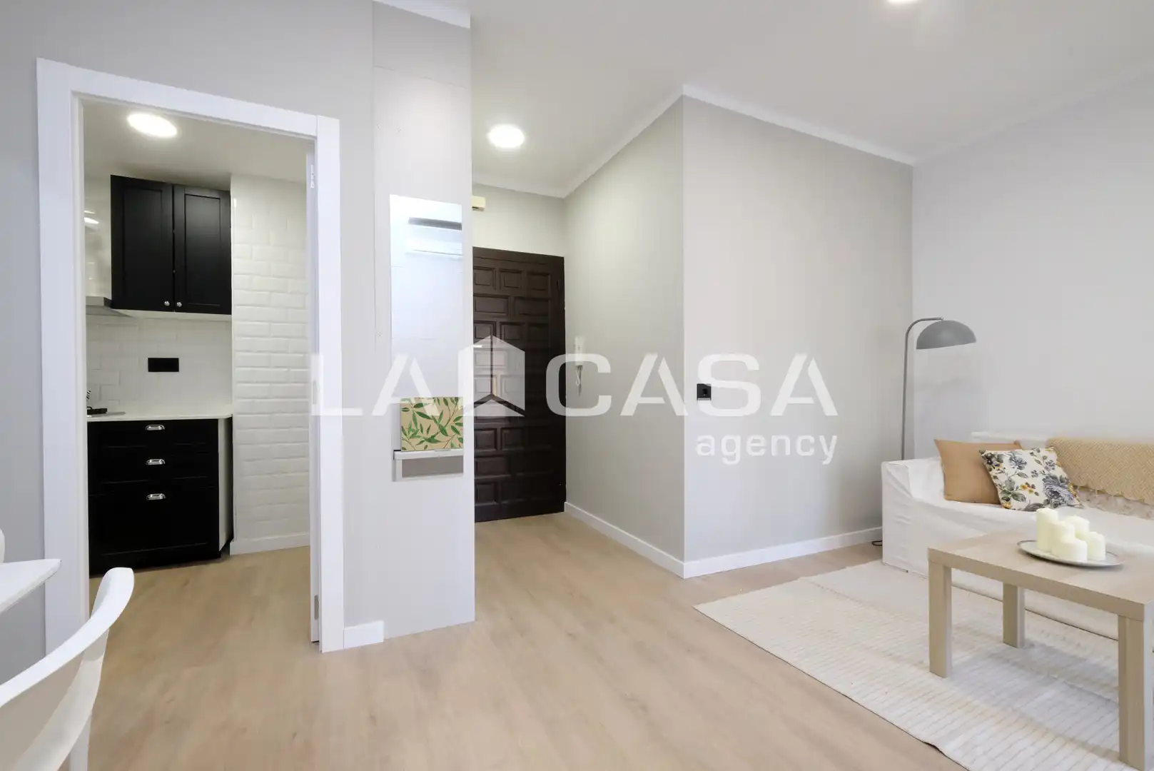 Flat for sale in Barcelona  with Balcony