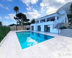 Piscina de Casa o xalet en venda en Dénia amb Aire condicionat, Calefacció i Terrassa