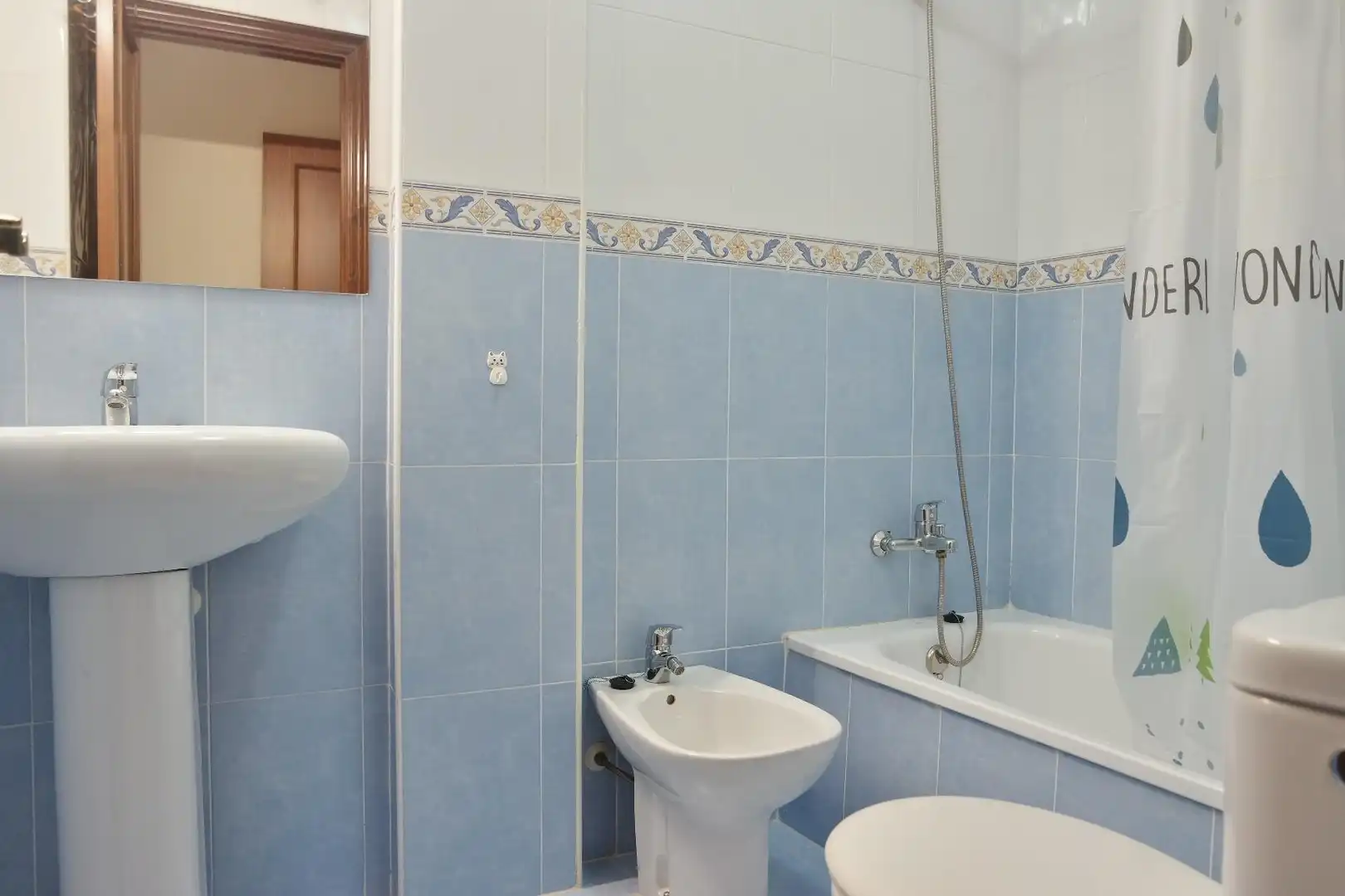Bathroom of Flat for sale in Centro - Calzada - Cabo Noval