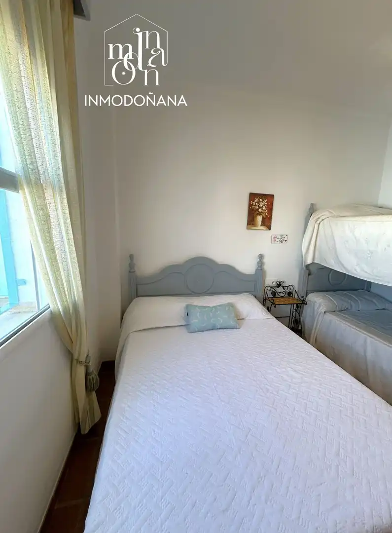 Habitación de Casa o chalet en venta en Almonte con Terraza, Trastero y Amueblado