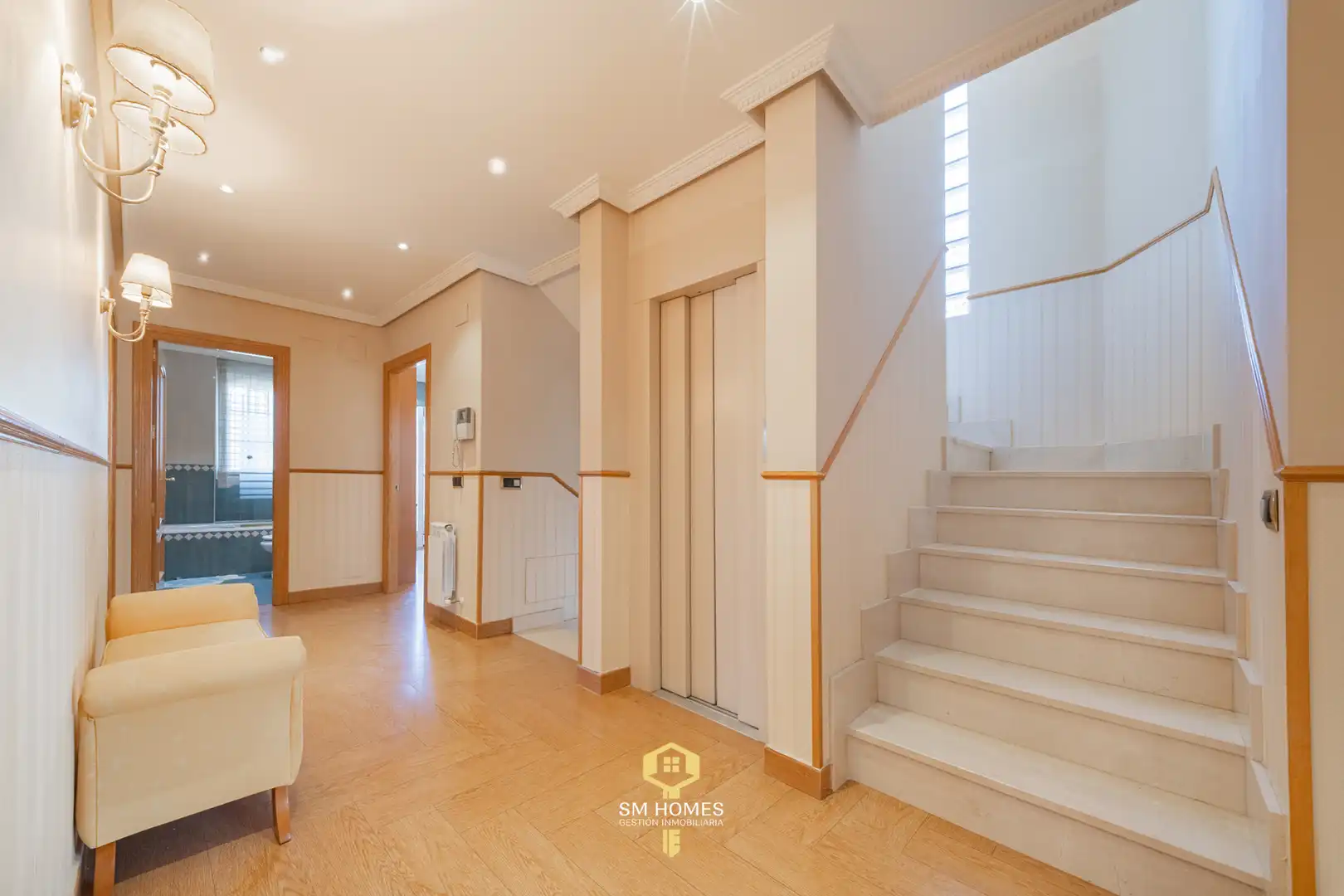 Casa adosada en venta en Coslada con Calefacción, Jardín privado y Terraza