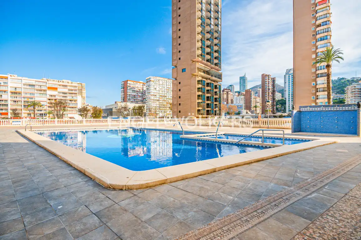 Swimming pool of Apartments for sale in Benidorm  with Terrace and Community pool