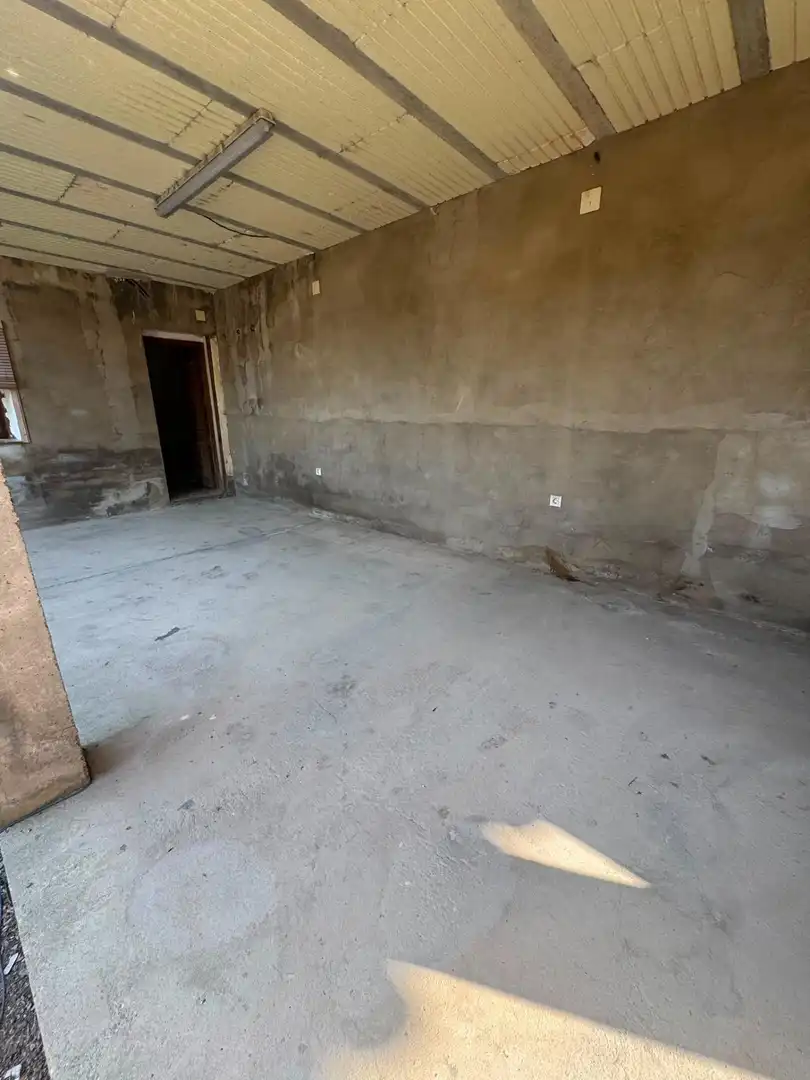 Finca rústica en venta en Luceni con Aire acondicionado, Calefacción y Jardín privado
