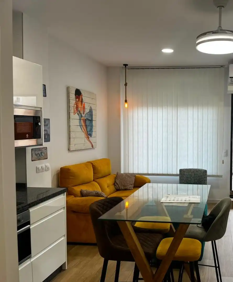 Piso con ascensor en venta en Avenida de Carlos III, imagen 4