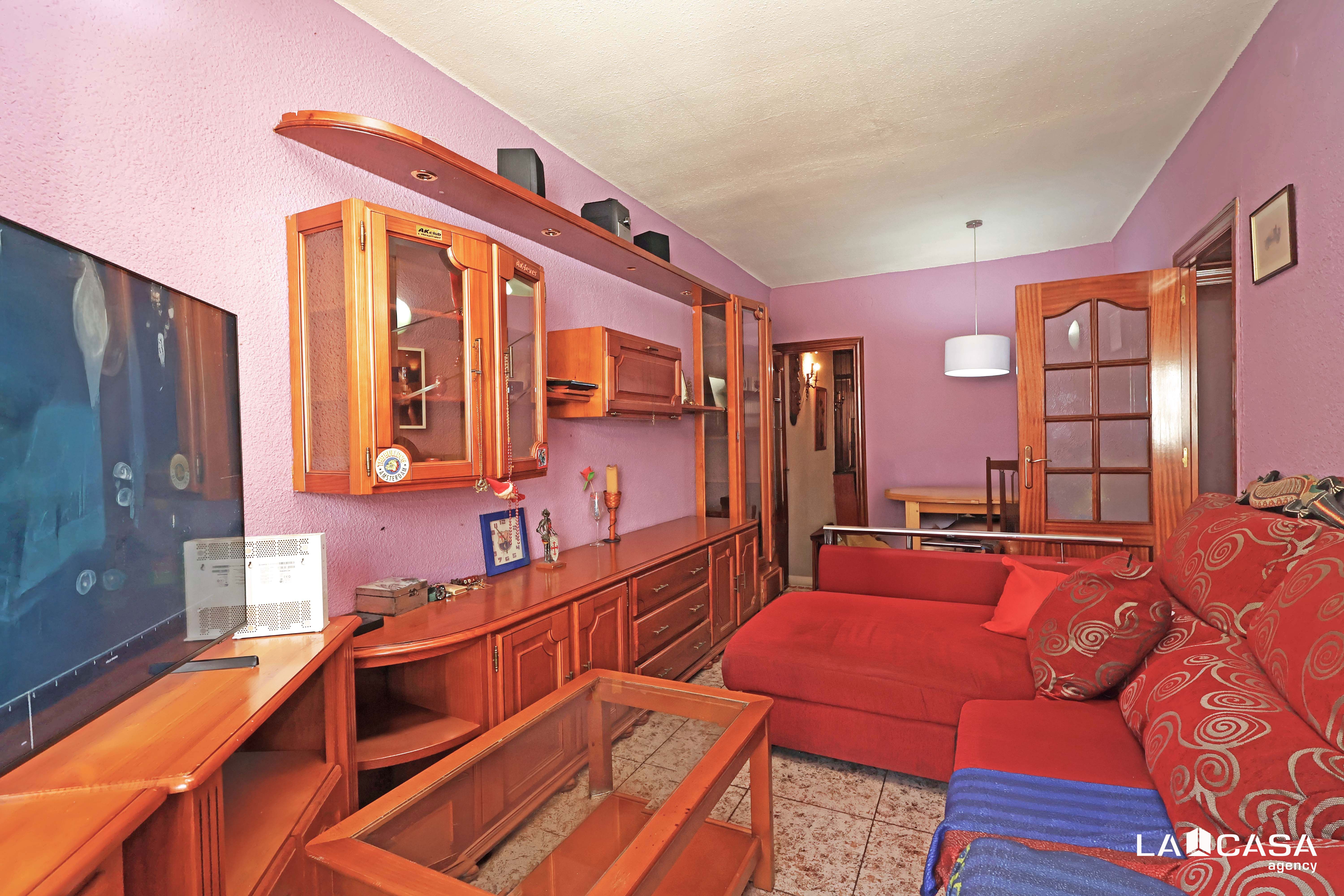 Dormitori de Pis en venda en L'Hospitalet de Llobregat amb Balcó