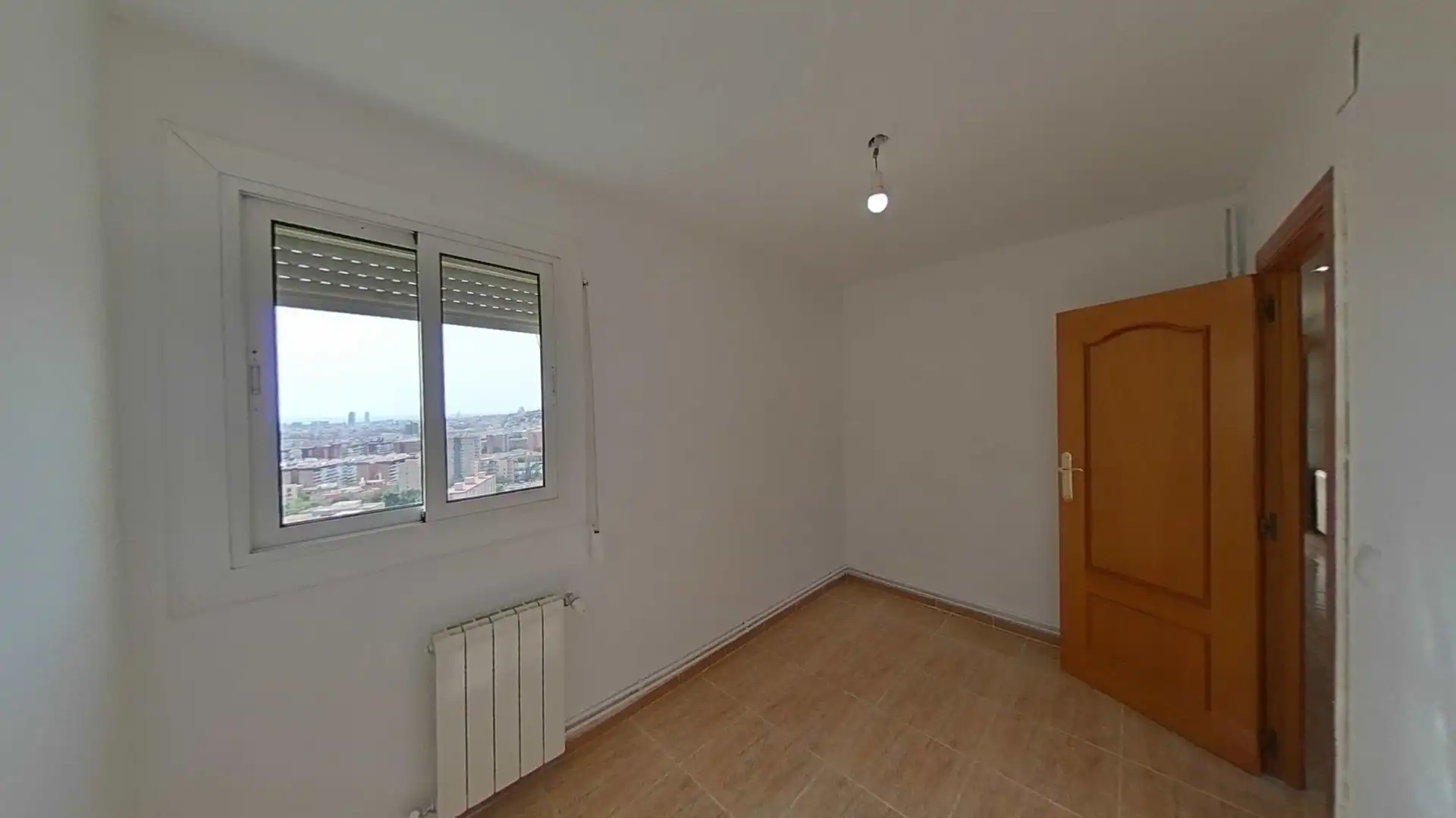 Habitación de Piso en venta en Barcelona con Calefacción y Amueblado
