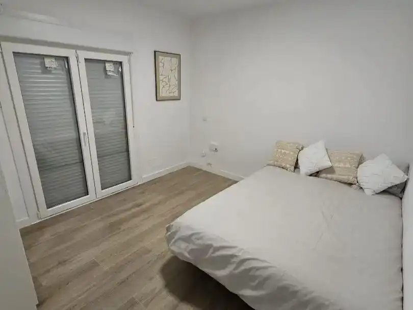 Bedroom of Flat for rent in  Madrid Capital  with Air Conditioner