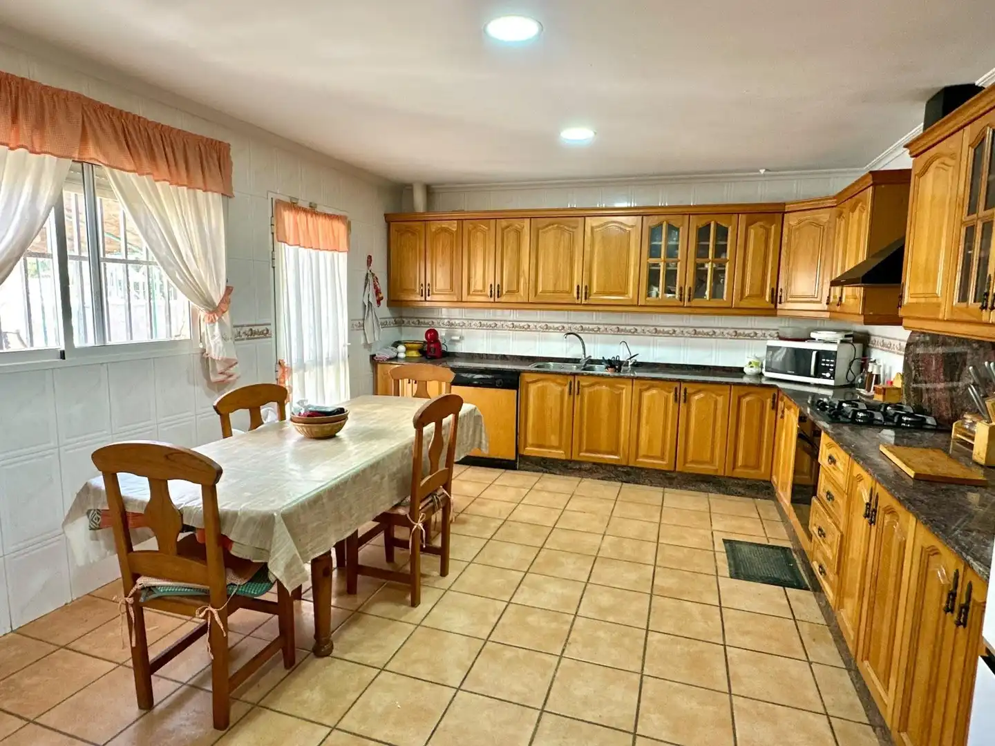 Detached house with pool for sale in Calle Calle Cisnes, imagen 2