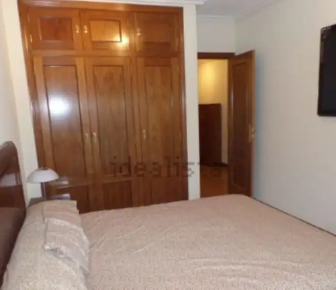 Schlafzimmer von Maisonette zur Miete in Salamanca mit Heizung, Parkett und Möbliert