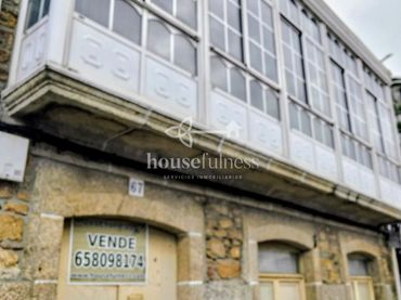 Casa con balcone in vendita a Neda